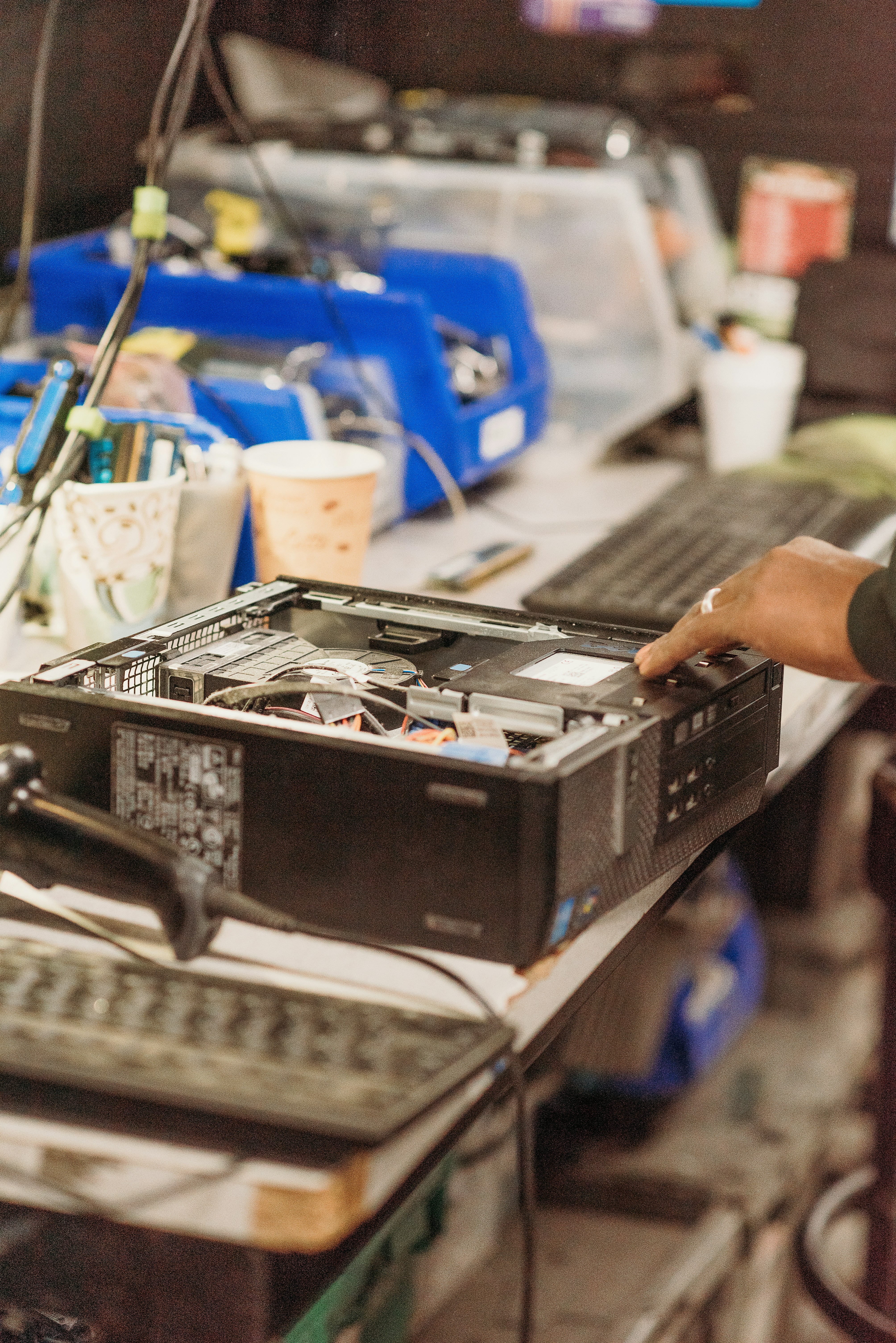 Electronic Waste Collection - Safe collection of electronic devices